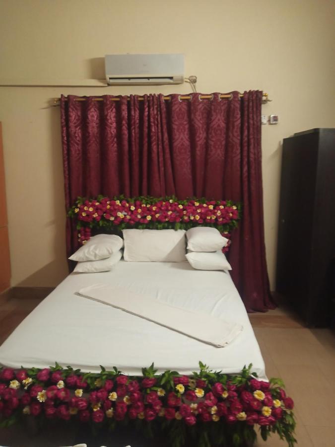 Al Rehman Guest Hous Hotel Hyderabad Exterior foto